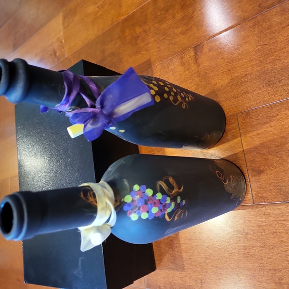 Chalk Painted Festive Decorated Wine Bottles - Picture 5 of 8